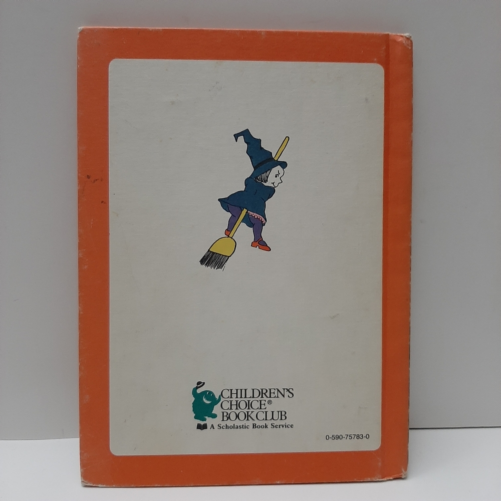 π 1978 Vintage The Witch Who Was Afraid of Witches Kids HC Book - Picture 3 of 15